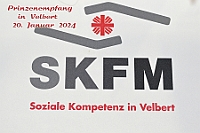 01 PrinzTrVelbert 2024-01-20 01  Tour-Samstag 20. Januar - Mittags im SKFM in Velbert, 7. Velberter Prinzentreffen, von KG Baum Paul Pool 1034 e.V. organisiert. Am frühen Nachmittag zurück zum „ kleinen Heimspiel“,  Kinderkostümfest bei der 1. gr. KG Rot-Weiß Hamborn-Marxloh. Dann Richtung Süden. In Neudorf gehts zur Mädchensitzung der Stadtgarde Rot-Weiß 2011 e.V. Dann, gleich um die Ecke, zum Sonnigen Süden auf der Prunksitzung. Dach mal etwas nicht karnevalistisches. Überraschungsgäste bei einem 60. Geburtstag. Weiter zur zur Kostümparty der „Piraten des Südens“. Noch eine Station. Im WYNDHAM Hotel Duisburger Hof geht es zum Funkenball der Roten Funken. : DVPJ, Matthias I, Leonardo I., Prinz Karneval, Prinz, Prinzessin Milen aI., Hofmarschälle, Pagen, Paginnen, HDK, Duisburg, Karneval, Helau, Tollität, Event, Session 2023, Session 2024, HDK, Duisburg, Hauptausschuss