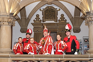 01 CDU Ratsfrak 2024-01-31 03  Vom Rathaus in die Brauerei - Die CDU Ratsfraktion hat ins Duisburger Rathaus eingeladen. Zur Tradition gehört auch die Verleihung des Wurstordens. Gut gestärkt ging es dann in den Theodor König Keller zum Sponsorenempfang der König Brauerei. : DVPJ, Matthias I, Leonardo I., Prinz Karneval, Prinz, Prinzessin Milen aI., Hofmarschälle, Pagen, Paginnen, HDK, Duisburg, Karneval, Helau, Tollität, Event, Session 2023, Session 2024, HDK, Duisburg, Hauptausschuss