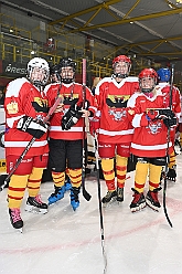 01 HDKKarneOnIce 2024-02-02 25  HDK und Marxloher Jecken - Neuauflage von „Karneval on Ice“ in der PreZero Rheinlarndhalle. Eislaufen bei karnevalistischem Show-Programm. Eishockey wurde auch gespielt, Team Karneval und Team Rathaus trennten sich unentschieden. Dann zur 2. Neuauflage, Karnevals-Party der Marxloher Jecken im „Haus Birken“ in Neumühl. : DVPJ, Matthias I, Leonardo I., Prinz Karneval, Prinz, Prinzessin Milen aI., Hofmarschälle, Pagen, Paginnen, HDK, Duisburg, Karneval, Helau, Tollität, Event, Session 2023, Session 2024, HDK, Duisburg, Hauptausschuss