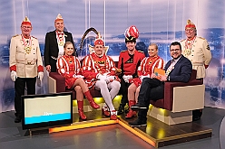 01 Studio47 2024-02-07 04  Tour, Mittwoch 7. Januar  -  Besuch im Fernsehstudio von  Studio 47, der regionale TV-Sender für das westliche Ruhrgebiet & den Niederrhein. Dann zum Malteser Stift St. Nikolaus in Ruhrort. Von dort zum HEWAG Seniorenstift an der Hufstraße in Hamborn. Ein Sponsoren Besuch folgt. Fairsport, seit 25 Jahren der Händler für Sport- und Freizeitartikel im Duisburger Norden. Am Abend dann zum letzten Termin, Prinzenempfang der KG Rote Funken im Intercity Hotel am Duisburger Hauptbahnhof. : DVPJ, Matthias I, Leonardo I., Prinz Karneval, Prinz, Prinzessin Milen aI., Hofmarschälle, Pagen, Paginnen, HDK, Duisburg, Karneval, Helau, Tollität, Event, Session 2023, Session 2024, HDK, Duisburg, Hauptausschuss