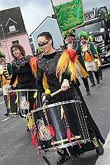 Kinderkarnevalszug 2024-02-11 61  Am Kinderkarnevalszug  - Im Hamborner Rathaus wurde Teneriffas Blumenkönigin Selene mit ihrem Gefolge und einer Abordnung der Düsseldorfer Ehrengarde empfangen. Danach bejubelten wir von der Bühne an der Sparkasse dem 60. Kinderkarnevalszug und Kinderprinzencrew zu. : DVPJ, Matthias I, Leonardo I., Prinz Karneval, Prinz, Prinzessin Milen aI., Hofmarschälle, Pagen, Paginnen, HDK, Duisburg, Karneval, Helau, Tollität, Event, Session 2023, Session 2024, HDK, Duisburg, Hauptausschuss