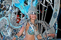 Teneriffa 2024-FEB 172  Zum guten Schluss.. - CARNAVAL - PUERTO DE LA CRUZ. Farbenprächtiger Ausklang einer kurzen, sensationellen Session 2023 / 2024 auf Teneriffa. : DVPJ, Matthias I, Leonardo I., Prinz Karneval, Prinz, Prinzessin Milen aI., Hofmarschälle, Pagen, Paginnen, HDK, Duisburg, Karneval, Helau, Tollität, Event, Session 2023, Session 2024, HDK, Duisburg, Hauptausschuss