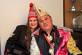 Mitsingabend 2025-01-04 15  Loss mer Singe - Am Samstag 4. Januar 2025 waren wir im „The Point“ in Krefeld-Uerdingen zum 10. Mitsingabend nach „Loss mer Singe“ Art. : DVPJ, Holger II, Phil II., Prinz Karneval, Prinz, Prinzessin Mia I., Hofmarschälle, Page, Pagen, Paginnen, HDK, Duisburg, Karneval, Helau, Tollität, Event, Session 2024, Session 2025, HDK Duisburg, Hauptausschuss, Hauptausschuss Karneval Duisburg, Duisburg ist echt