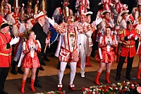 Kuerung 2025-01-18 045  Endlich Prinz Holger II. - Am Samstag 18. Januar 2025 war es endlich soweit. Kürung se. Tollität Prinz Holger II. Mit einem Gala-Abend in der ausverkauften Mercatorhalle in Duisburg. Ein stimmungsvoller Abend mit Show, Musik und Tanz.  Vorab präsentierte sich die Prinzencrew 2025 im WYNDHAM Hotel Duisburger Hof der Leibgarde se. Tollität, die Prinzengarde der Stadt Duisburg. : DVPJ, Holger II, Phil II., Prinz Karneval, Prinz, Prinzessin Mia I., Hofmarschälle, Page, Pagen, Paginnen, HDK, Duisburg, Karneval, Helau, Tollität, Event, Session 2024, Session 2025, HDK Duisburg, Hauptausschuss, Hauptausschuss Karneval Duisburg, Duisburg ist echt