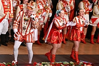 Kuerung 2025-01-18 069  Endlich Prinz Holger II. - Am Samstag 18. Januar 2025 war es endlich soweit. Kürung se. Tollität Prinz Holger II. Mit einem Gala-Abend in der ausverkauften Mercatorhalle in Duisburg. Ein stimmungsvoller Abend mit Show, Musik und Tanz.  Vorab präsentierte sich die Prinzencrew 2025 im WYNDHAM Hotel Duisburger Hof der Leibgarde se. Tollität, die Prinzengarde der Stadt Duisburg. : DVPJ, Holger II, Phil II., Prinz Karneval, Prinz, Prinzessin Mia I., Hofmarschälle, Page, Pagen, Paginnen, HDK, Duisburg, Karneval, Helau, Tollität, Event, Session 2024, Session 2025, HDK Duisburg, Hauptausschuss, Hauptausschuss Karneval Duisburg, Duisburg ist echt