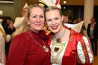 Kuerung 2025-01-18 122  Endlich Prinz Holger II. - Am Samstag 18. Januar 2025 war es endlich soweit. Kürung se. Tollität Prinz Holger II. Mit einem Gala-Abend in der ausverkauften Mercatorhalle in Duisburg. Ein stimmungsvoller Abend mit Show, Musik und Tanz.  Vorab präsentierte sich die Prinzencrew 2025 im WYNDHAM Hotel Duisburger Hof der Leibgarde se. Tollität, die Prinzengarde der Stadt Duisburg. : DVPJ, Holger II, Phil II., Prinz Karneval, Prinz, Prinzessin Mia I., Hofmarschälle, Page, Pagen, Paginnen, HDK, Duisburg, Karneval, Helau, Tollität, Event, Session 2024, Session 2025, HDK Duisburg, Hauptausschuss, Hauptausschuss Karneval Duisburg, Duisburg ist echt