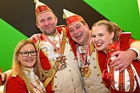 Kuerung 2025-01-18 126  Endlich Prinz Holger II. - Am Samstag 18. Januar 2025 war es endlich soweit. Kürung se. Tollität Prinz Holger II. Mit einem Gala-Abend in der ausverkauften Mercatorhalle in Duisburg. Ein stimmungsvoller Abend mit Show, Musik und Tanz.  Vorab präsentierte sich die Prinzencrew 2025 im WYNDHAM Hotel Duisburger Hof der Leibgarde se. Tollität, die Prinzengarde der Stadt Duisburg. : DVPJ, Holger II, Phil II., Prinz Karneval, Prinz, Prinzessin Mia I., Hofmarschälle, Page, Pagen, Paginnen, HDK, Duisburg, Karneval, Helau, Tollität, Event, Session 2024, Session 2025, HDK Duisburg, Hauptausschuss, Hauptausschuss Karneval Duisburg, Duisburg ist echt