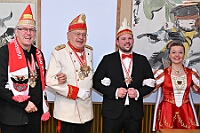 01 CDU Fraktion 2025-02-19 07  Mittwoch, 19. Februar - Jahrelang ist der Besuch der CDU Ratsfraktion im Rathaus Tradition. Genauso wie der dort verliehene „Wurstorden“. Zur vorgerückter Stunde wurde es dann leise. In Opgen-Rhein's "Zum Johanniter", in Walsum, hieß es zum 2.Mal,  „Flüstersitzung“, Veranstalter die Duisburger Prinzengarde. : DVPJ, Holger II, Phil II., Prinz Karneval, Prinz, Prinzessin Mia I., Hofmarschälle, Page, Pagen, Paginnen, HDK, Duisburg, Karneval, Helau, Tollität, Event, Session 2024, Session 2025, HDK Duisburg, Hauptausschuss, Hauptausschuss Karneval Duisburg, Duisburg ist echt
