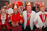 02 Prinzgar Fluesters 2025-02-19 02  Mittwoch, 19. Februar - Jahrelang ist der Besuch der CDU Ratsfraktion im Rathaus Tradition. Genauso wie der dort verliehene „Wurstorden“. Zur vorgerückter Stunde wurde es dann leise. In Opgen-Rhein's "Zum Johanniter", in Walsum, hieß es zum 2.Mal,  „Flüstersitzung“, Veranstalter die Duisburger Prinzengarde. : DVPJ, Holger II, Phil II., Prinz Karneval, Prinz, Prinzessin Mia I., Hofmarschälle, Page, Pagen, Paginnen, HDK, Duisburg, Karneval, Helau, Tollität, Event, Session 2024, Session 2025, HDK Duisburg, Hauptausschuss, Hauptausschuss Karneval Duisburg, Duisburg ist echt