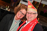 01 Coupe1900 2025-02 21 08  Zweimal Party - Die erste Party mit uns startet in Großenbaum im „Coupe 1900“, unser Standquartier im Süden. Nachdem Auftakt mit der „Jeck im Coupe Party“ geht es dann nach Meiderich ins „Buddy´s“. Eine Dankeschön-Party mit Familie, Freunden und Sponsoren. : DVPJ, Holger II, Phil II., Prinz Karneval, Prinz, Prinzessin Mia I., Hofmarschälle, Page, Pagen, Paginnen, HDK, Duisburg, Karneval, Helau, Tollität, Event, Session 2024, Session 2025, HDK Duisburg, Hauptausschuss, Hauptausschuss Karneval Duisburg, Duisburg ist echt