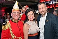 02 Buddys 2025-02 21 50  Zweimal Party - Die erste Party mit uns startet in Großenbaum im „Coupe 1900“, unser Standquartier im Süden. Nachdem Auftakt mit der „Jeck im Coupe Party“ geht es dann nach Meiderich ins „Buddy´s“. Eine Dankeschön-Party mit Familie, Freunden und Sponsoren. : DVPJ, Holger II, Phil II., Prinz Karneval, Prinz, Prinzessin Mia I., Hofmarschälle, Page, Pagen, Paginnen, HDK, Duisburg, Karneval, Helau, Tollität, Event, Session 2024, Session 2025, HDK Duisburg, Hauptausschuss, Hauptausschuss Karneval Duisburg, Duisburg ist echt
