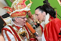 02 Studio47 2025-02-26 11  26. Februar, ein Mittwoch - Pünktlich um 11:11 Uhr beginnt der Empfang der Bezirksvertretung Rheinhausen in der Erlöserkirche. Natürlich ein Termin mit der Kinderprinzencrew. Danach folgen wir einer Einladung des Studio 47. Am Nachmittag haben Seniorenkarneval auf dem Plan. Im Malteser-Stift in St. Nikolaus wird gesungen und geschunkelt. Am Abend dann das Highlight. Im IntercityHotel geb es den Prinzenempfang der Heimatgesellschaft von sr. Tollität, den Roten Funken. : DVPJ, Holger II, Phil II., Prinz Karneval, Prinz, Prinzessin Mia I., Hofmarschälle, Page, Pagen, Paginnen, HDK, Duisburg, Karneval, Helau, Tollität, Event, Session 2024, Session 2025, HDK Duisburg, Hauptausschuss, Hauptausschuss Karneval Duisburg, Duisburg ist echt