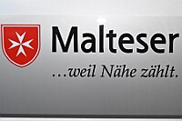 03 MalterseStNikolaus 2025-02-26 01  26. Februar, ein Mittwoch - Pünktlich um 11:11 Uhr beginnt der Empfang der Bezirksvertretung Rheinhausen in der Erlöserkirche. Natürlich ein Termin mit der Kinderprinzencrew. Danach folgen wir einer Einladung des Studio 47. Am Nachmittag haben Seniorenkarneval auf dem Plan. Im Malteser-Stift in St. Nikolaus wird gesungen und geschunkelt. Am Abend dann das Highlight. Im IntercityHotel geb es den Prinzenempfang der Heimatgesellschaft von sr. Tollität, den Roten Funken. : DVPJ, Holger II, Phil II., Prinz Karneval, Prinz, Prinzessin Mia I., Hofmarschälle, Page, Pagen, Paginnen, HDK, Duisburg, Karneval, Helau, Tollität, Event, Session 2024, Session 2025, HDK Duisburg, Hauptausschuss, Hauptausschuss Karneval Duisburg, Duisburg ist echt