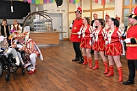 03 MalterseStNikolaus 2025-02-26 09  26. Februar, ein Mittwoch - Pünktlich um 11:11 Uhr beginnt der Empfang der Bezirksvertretung Rheinhausen in der Erlöserkirche. Natürlich ein Termin mit der Kinderprinzencrew. Danach folgen wir einer Einladung des Studio 47. Am Nachmittag haben Seniorenkarneval auf dem Plan. Im Malteser-Stift in St. Nikolaus wird gesungen und geschunkelt. Am Abend dann das Highlight. Im IntercityHotel geb es den Prinzenempfang der Heimatgesellschaft von sr. Tollität, den Roten Funken. : DVPJ, Holger II, Phil II., Prinz Karneval, Prinz, Prinzessin Mia I., Hofmarschälle, Page, Pagen, Paginnen, HDK, Duisburg, Karneval, Helau, Tollität, Event, Session 2024, Session 2025, HDK Duisburg, Hauptausschuss, Hauptausschuss Karneval Duisburg, Duisburg ist echt