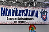 Altweibertour 2025-02-28 147  Altweibertour 2025, Helau heißt Willkommen - Über 20 Mal hieß es raus aus den Bus, rauf auf die Bühne und zurück in den Bus. Die Tour startete im IntercityHotel Duisburger Hof. Wir fuhren  quer durch unsere Stadt. U. a. waren wir im Polizeipräsidium, Festzelt vom HDK im LANUV bei der HARGREAVES und bei vielen Veranstaltungen der Karnevalsgesellschaften. : DVPJ, Holger II, Phil II., Prinz Karneval, Prinz, Prinzessin Mia I., Hofmarschälle, Page, Pagen, Paginnen, HDK, Duisburg, Karneval, Helau, Tollität, Event, Session 2024, Session 2025, HDK Duisburg, Hauptausschuss, Hauptausschuss Karneval Duisburg, Duisburg ist echt