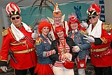 Altweibertour 2025-02-28 172  Altweibertour 2025, Helau heißt Willkommen - Über 20 Mal hieß es raus aus den Bus, rauf auf die Bühne und zurück in den Bus. Die Tour startete im IntercityHotel Duisburger Hof. Wir fuhren  quer durch unsere Stadt. U. a. waren wir im Polizeipräsidium, Festzelt vom HDK im LANUV bei der HARGREAVES und bei vielen Veranstaltungen der Karnevalsgesellschaften. : DVPJ, Holger II, Phil II., Prinz Karneval, Prinz, Prinzessin Mia I., Hofmarschälle, Page, Pagen, Paginnen, HDK, Duisburg, Karneval, Helau, Tollität, Event, Session 2024, Session 2025, HDK Duisburg, Hauptausschuss, Hauptausschuss Karneval Duisburg, Duisburg ist echt