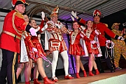 Karnevalssamstagstour 2025-03-01 122  Die Karnevalssamtags-Tour - Um acht Uhr wird vor dem WYNDHAM Hotel Duisburger Hof die Kinderprinzencrew geweckt. Danach folgen noch bis Mitternacht 10 weitere Termin. U.a. der Hamborner Kinderkarnevalszug, das Biwak von Ehren- und Bürgergarde und Schützenkarneval. : DVPJ, Holger II, Phil II., Prinz Karneval, Prinz, Prinzessin Mia I., Hofmarschälle, Page, Pagen, Paginnen, HDK, Duisburg, Karneval, Helau, Tollität, Event, Session 2024, Session 2025, HDK Duisburg, Hauptausschuss, Hauptausschuss Karneval Duisburg, Duisburg ist echt
