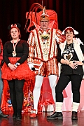 Karnevalssamstagstour 2025-03-01 140  Die Karnevalssamtags-Tour - Um acht Uhr wird vor dem WYNDHAM Hotel Duisburger Hof die Kinderprinzencrew geweckt. Danach folgen noch bis Mitternacht 10 weitere Termin. U.a. der Hamborner Kinderkarnevalszug, das Biwak von Ehren- und Bürgergarde und Schützenkarneval. : DVPJ, Holger II, Phil II., Prinz Karneval, Prinz, Prinzessin Mia I., Hofmarschälle, Page, Pagen, Paginnen, HDK, Duisburg, Karneval, Helau, Tollität, Event, Session 2024, Session 2025, HDK Duisburg, Hauptausschuss, Hauptausschuss Karneval Duisburg, Duisburg ist echt