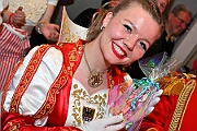 Karnevalssamstagstour 2025-03-01 168  Die Karnevalssamtags-Tour - Um acht Uhr wird vor dem WYNDHAM Hotel Duisburger Hof die Kinderprinzencrew geweckt. Danach folgen noch bis Mitternacht 10 weitere Termin. U.a. der Hamborner Kinderkarnevalszug, das Biwak von Ehren- und Bürgergarde und Schützenkarneval. : DVPJ, Holger II, Phil II., Prinz Karneval, Prinz, Prinzessin Mia I., Hofmarschälle, Page, Pagen, Paginnen, HDK, Duisburg, Karneval, Helau, Tollität, Event, Session 2024, Session 2025, HDK Duisburg, Hauptausschuss, Hauptausschuss Karneval Duisburg, Duisburg ist echt