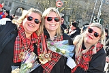 Rosenmontag 2025-03-03 138  „Just Married“ und dann Rosenmontag - Ein ungewöhnlicher Start in den Rosenmontag. Im Standesamt geben sich vor OB Sören Link Lara und Chris Loosen das Ja-Wort. Dann Prinzenwecken vor dem IntercityHotel. Im Rathaus geht es weiter mit dem Prinzenfrühstück im Ratssaal. Prinz Holger II. und Hofmarschälle erhalten den „Stern“ und gehören jetzt zum „Club der alten Herrn“. Bei  Kaiserwetter dann der Umzug durch die Stadt. Bei der After-Zug-Party ist dann Schluss, die Crew werden nach einer erfolgreichen Session verabschiedet. : DVPJ, Holger II, Phil II., Prinz Karneval, Prinz, Prinzessin Mia I., Hofmarschälle, Page, Pagen, Paginnen, HDK, Duisburg, Karneval, Helau, Tollität, Event, Session 2024, Session 2025, HDK Duisburg, Hauptausschuss, Hauptausschuss Karneval Duisburg, Duisburg ist echt