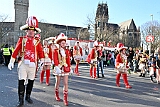 Rosenmontag 2025-03-03 145  „Just Married“ und dann Rosenmontag - Ein ungewöhnlicher Start in den Rosenmontag. Im Standesamt geben sich vor OB Sören Link Lara und Chris Loosen das Ja-Wort. Dann Prinzenwecken vor dem IntercityHotel. Im Rathaus geht es weiter mit dem Prinzenfrühstück im Ratssaal. Prinz Holger II. und Hofmarschälle erhalten den „Stern“ und gehören jetzt zum „Club der alten Herrn“. Bei  Kaiserwetter dann der Umzug durch die Stadt. Bei der After-Zug-Party ist dann Schluss, die Crew werden nach einer erfolgreichen Session verabschiedet. : DVPJ, Holger II, Phil II., Prinz Karneval, Prinz, Prinzessin Mia I., Hofmarschälle, Page, Pagen, Paginnen, HDK, Duisburg, Karneval, Helau, Tollität, Event, Session 2024, Session 2025, HDK Duisburg, Hauptausschuss, Hauptausschuss Karneval Duisburg, Duisburg ist echt