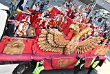 Rosenmontag 2025-03-03 172  „Just Married“ und dann Rosenmontag - Ein ungewöhnlicher Start in den Rosenmontag. Im Standesamt geben sich vor OB Sören Link Lara und Chris Loosen das Ja-Wort. Dann Prinzenwecken vor dem IntercityHotel. Im Rathaus geht es weiter mit dem Prinzenfrühstück im Ratssaal. Prinz Holger II. und Hofmarschälle erhalten den „Stern“ und gehören jetzt zum „Club der alten Herrn“. Bei  Kaiserwetter dann der Umzug durch die Stadt. Bei der After-Zug-Party ist dann Schluss, die Crew werden nach einer erfolgreichen Session verabschiedet. : DVPJ, Holger II, Phil II., Prinz Karneval, Prinz, Prinzessin Mia I., Hofmarschälle, Page, Pagen, Paginnen, HDK, Duisburg, Karneval, Helau, Tollität, Event, Session 2024, Session 2025, HDK Duisburg, Hauptausschuss, Hauptausschuss Karneval Duisburg, Duisburg ist echt