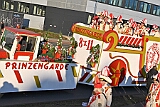 Rosenmontag 2025-03-03 186  „Just Married“ und dann Rosenmontag - Ein ungewöhnlicher Start in den Rosenmontag. Im Standesamt geben sich vor OB Sören Link Lara und Chris Loosen das Ja-Wort. Dann Prinzenwecken vor dem IntercityHotel. Im Rathaus geht es weiter mit dem Prinzenfrühstück im Ratssaal. Prinz Holger II. und Hofmarschälle erhalten den „Stern“ und gehören jetzt zum „Club der alten Herrn“. Bei  Kaiserwetter dann der Umzug durch die Stadt. Bei der After-Zug-Party ist dann Schluss, die Crew werden nach einer erfolgreichen Session verabschiedet. : DVPJ, Holger II, Phil II., Prinz Karneval, Prinz, Prinzessin Mia I., Hofmarschälle, Page, Pagen, Paginnen, HDK, Duisburg, Karneval, Helau, Tollität, Event, Session 2024, Session 2025, HDK Duisburg, Hauptausschuss, Hauptausschuss Karneval Duisburg, Duisburg ist echt